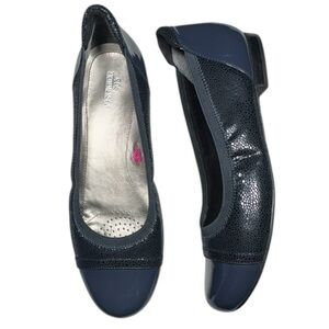 Ros Hommerson Ronnie Navy Cap Toe Crackled Flats Size 10